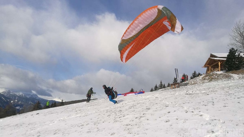 DH50.18_Luesen-Paragliding-120.jpg