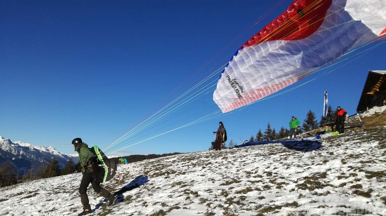 DH50.18 Luesen-Paragliding-199