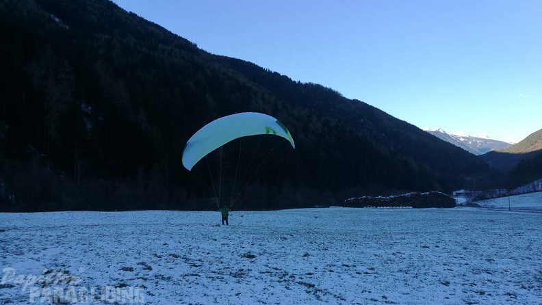 DH50.18_Luesen-Paragliding-223.jpg