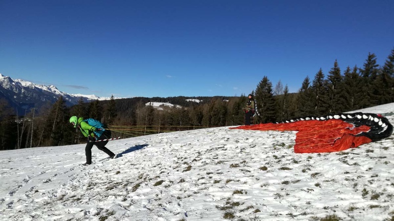 DH50.18 Luesen-Paragliding-235