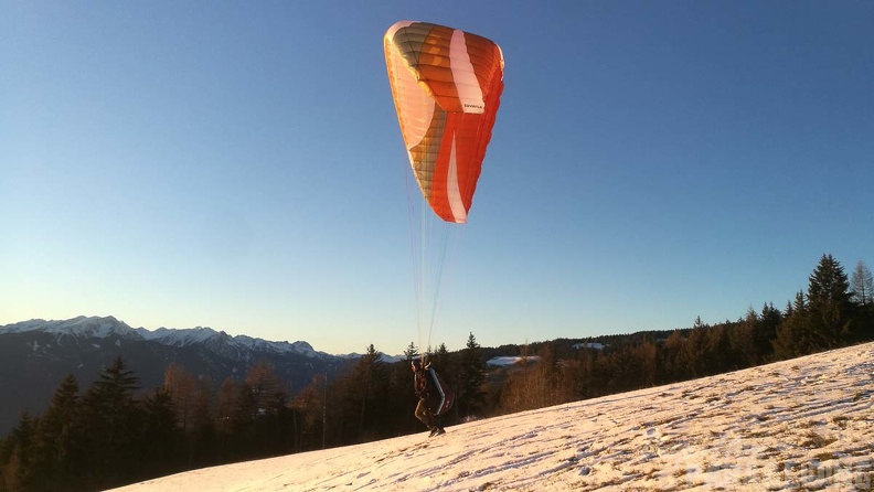 DH50.18 Luesen-Paragliding-279