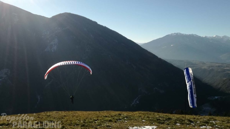 DH50.18_Luesen-Paragliding-360.jpg