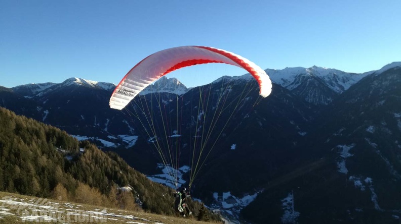 DH50.18_Luesen-Paragliding-486.jpg
