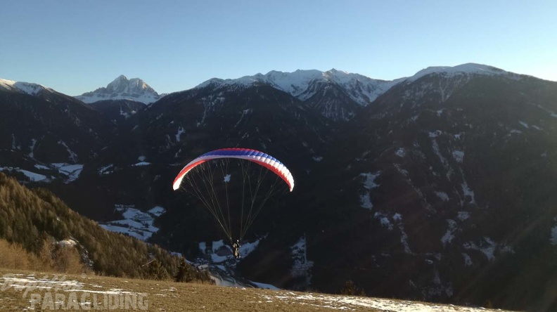 DH50.18 Luesen-Paragliding-487