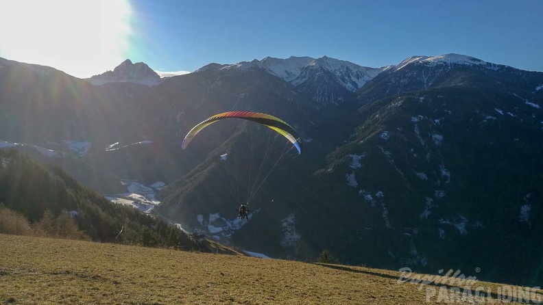 DH52.18 Luesen-Paragliding-204