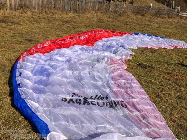 DH52.18 Luesen-Paragliding-228