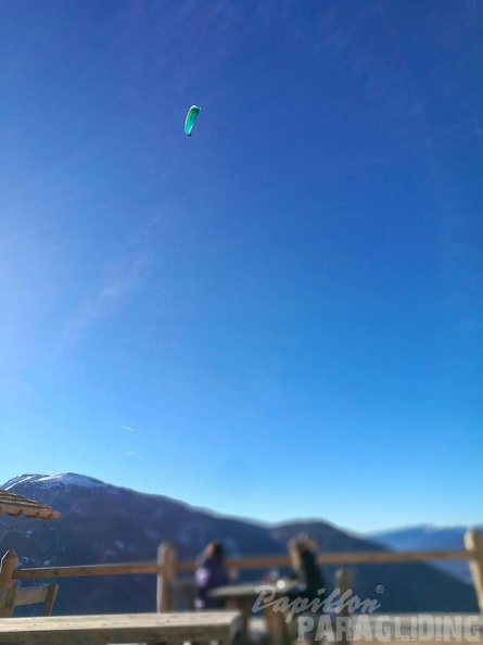 DH52.18 Luesen-Paragliding-361