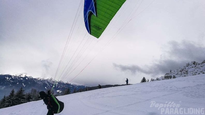 DH7.18 Paragliding-137