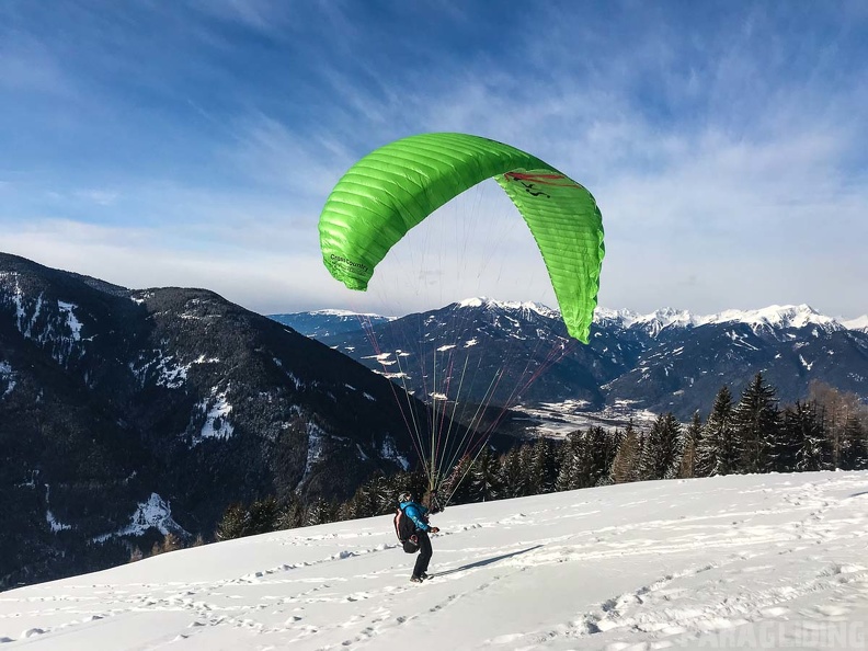 DH7.18 Paragliding-166