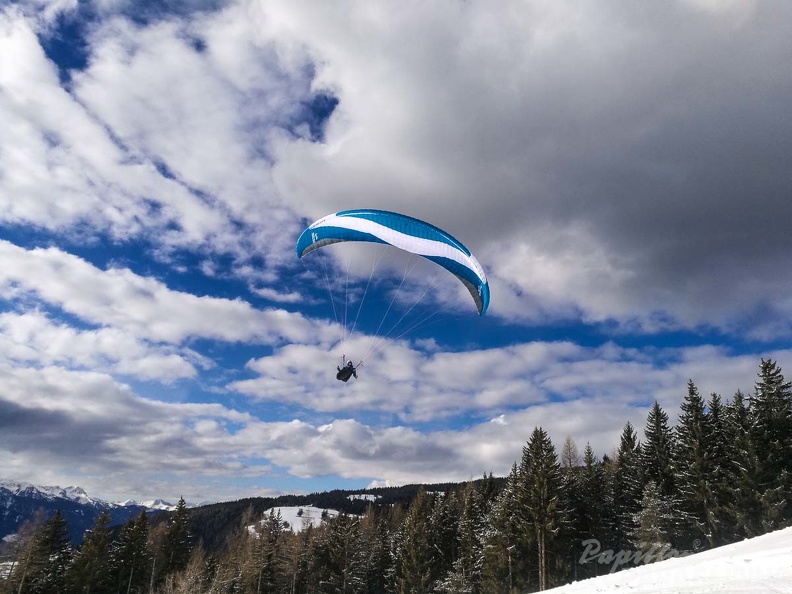 DH7.18 Paragliding-258