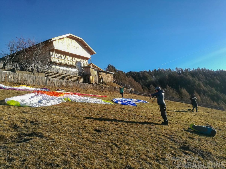 DH1.19_Luesen-Paragliding-121.jpg