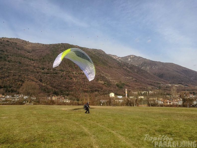 DH1.19 Luesen-Paragliding-312