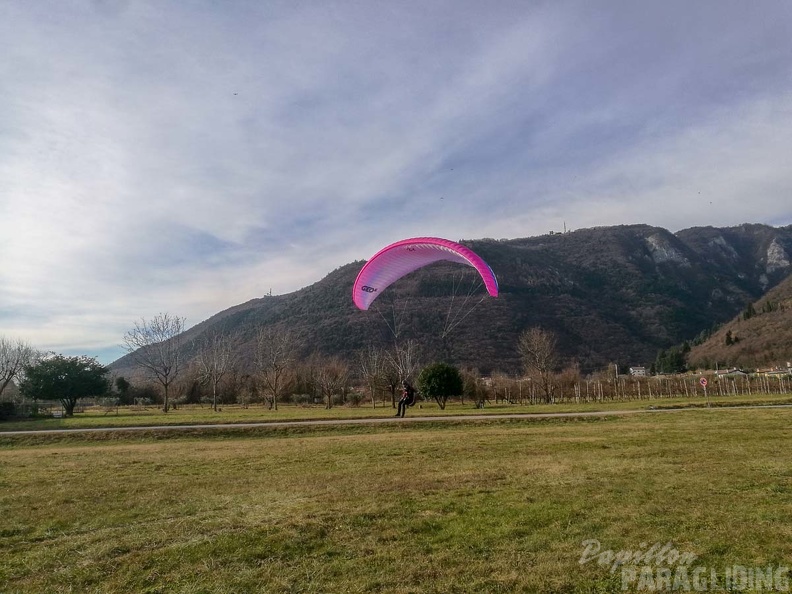 DH1.19 Luesen-Paragliding-335