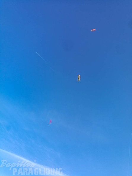 DH1.19 Luesen-Paragliding-355