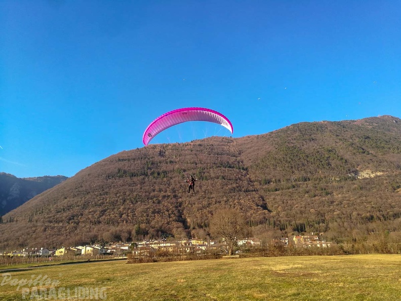 DH1.19_Luesen-Paragliding-363.jpg