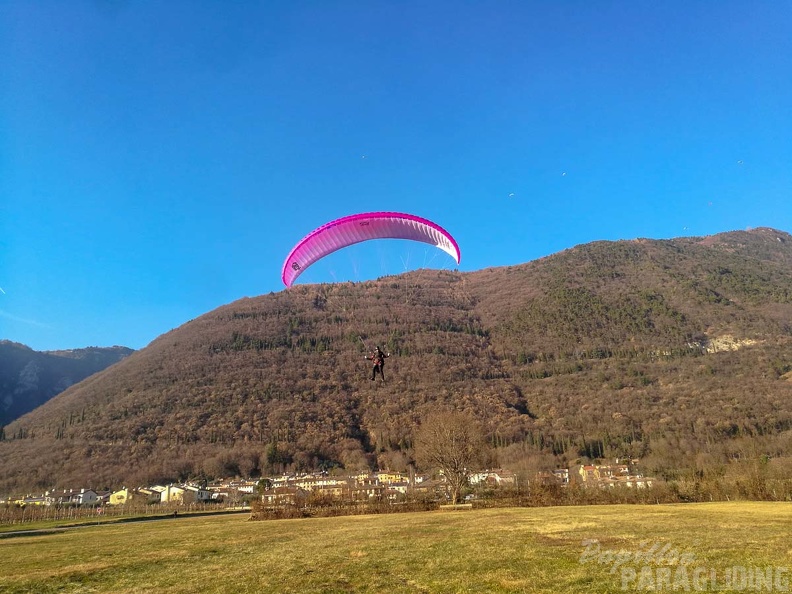 DH1.19_Luesen-Paragliding-363.jpg