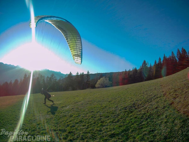 DH13.19 Luesen-Paragliding-119
