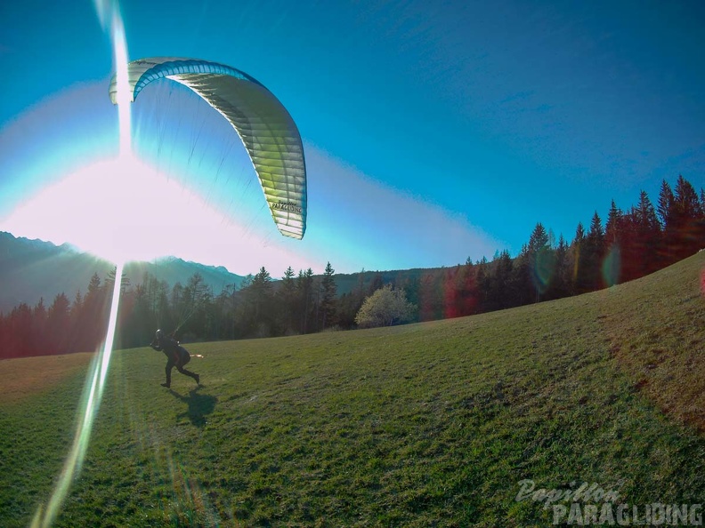 DH13.19 Luesen-Paragliding-119