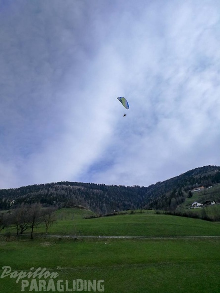 DH13.19 Luesen-Paragliding-187
