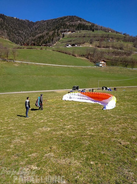 DH13.19 Luesen-Paragliding-219