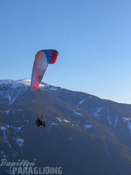 DH13.19_Luesen-Paragliding-358.jpg