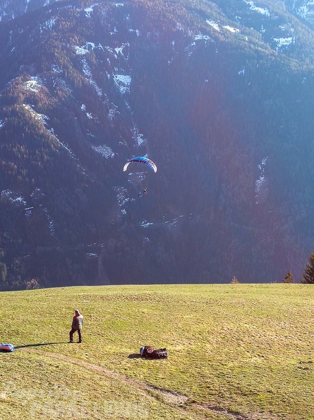 DH13.19 Luesen-Paragliding-361