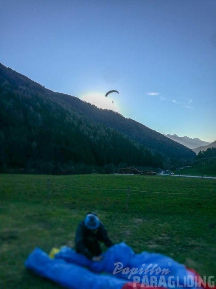 DH13.19_Luesen-Paragliding-363.jpg