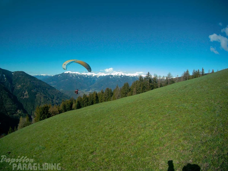 DH15.19_Luesen-Paragliding-103.jpg