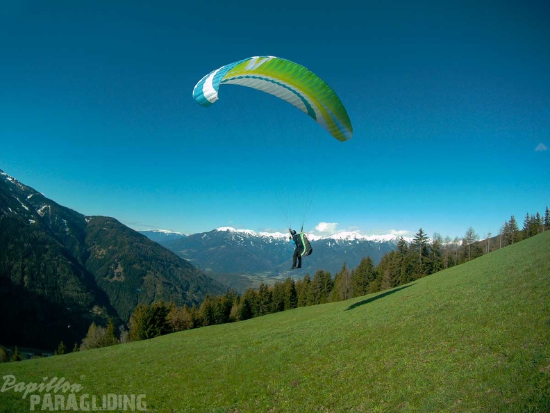 DH15.19_Luesen-Paragliding-108.jpg
