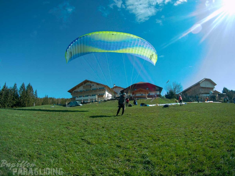 DH15.19_Luesen-Paragliding-112.jpg