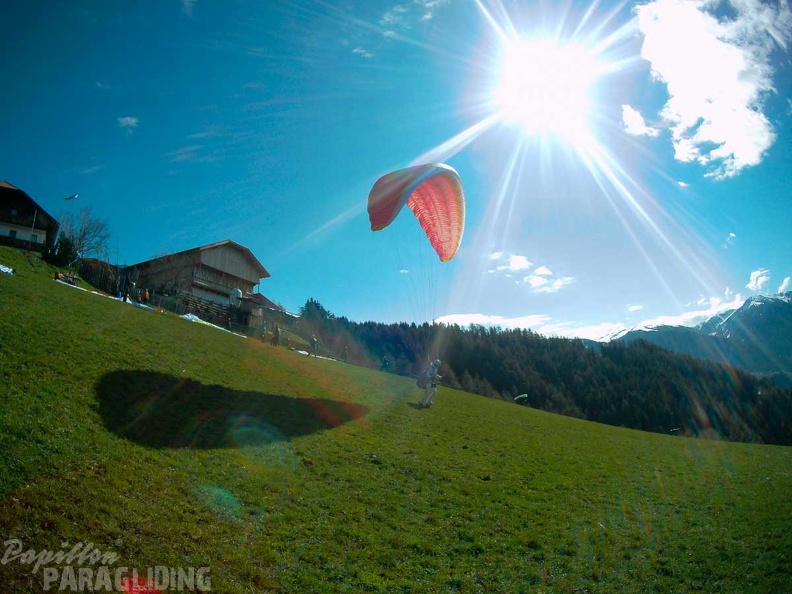 DH15.19_Luesen-Paragliding-116.jpg