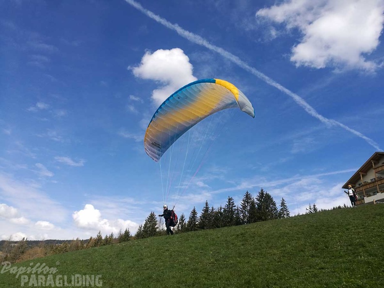 DH15.19_Luesen-Paragliding-171.jpg