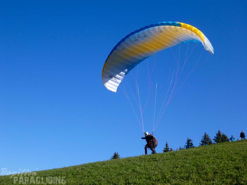 DH15.19_Luesen-Paragliding-261.jpg