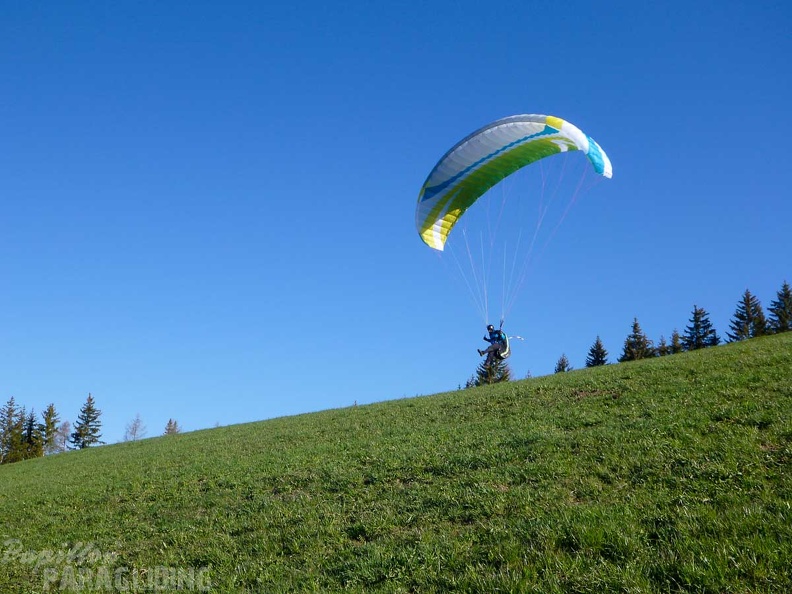 DH15.19_Luesen-Paragliding-275.jpg