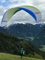 DH20.19 Luesen-Paragliding-190