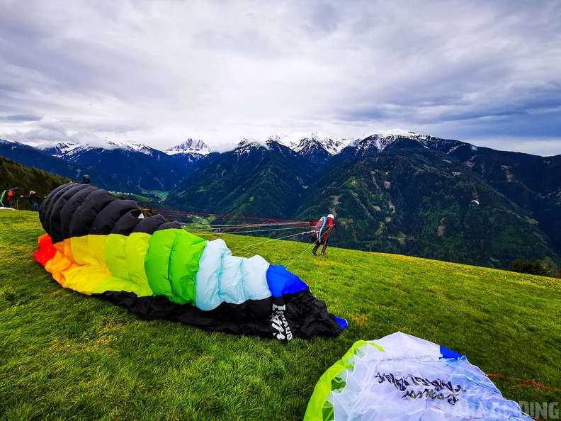 DH21.19 Paragliding-Luesen-139