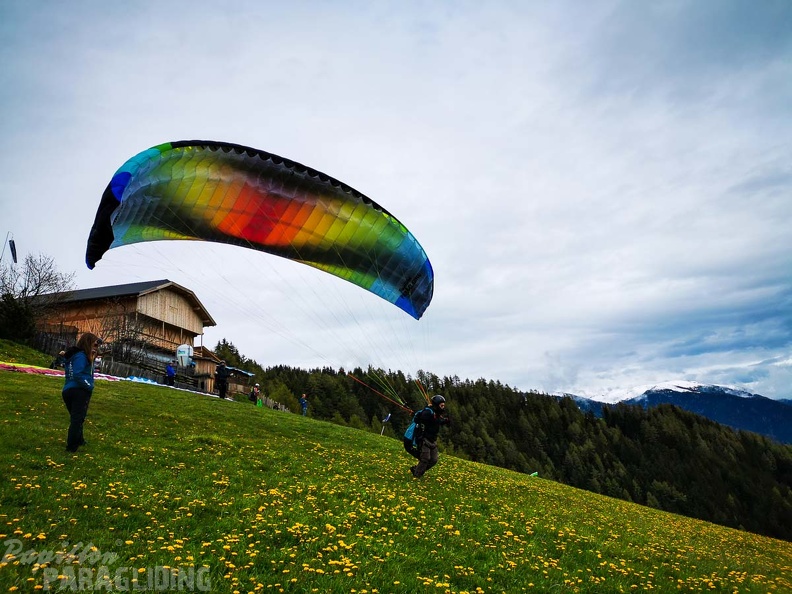DH21.19 Paragliding-Luesen-147