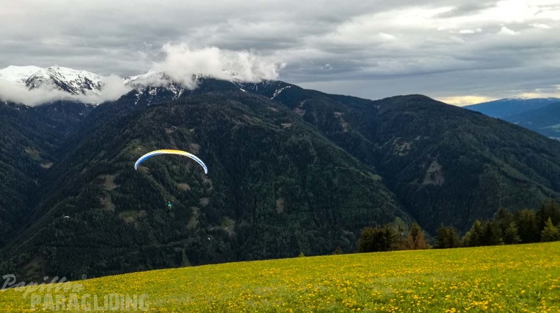 DH21.19_Paragliding-Luesen-160.jpg