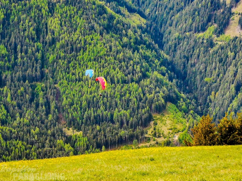 DH21.19 Paragliding-Luesen-229