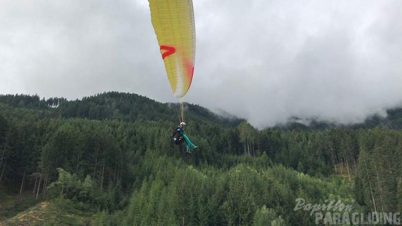 DH32.19 Luesen Paragliding-151