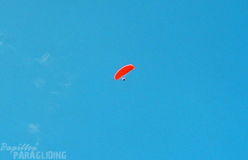 DH37.19_Niko-Paragliding-114.jpg