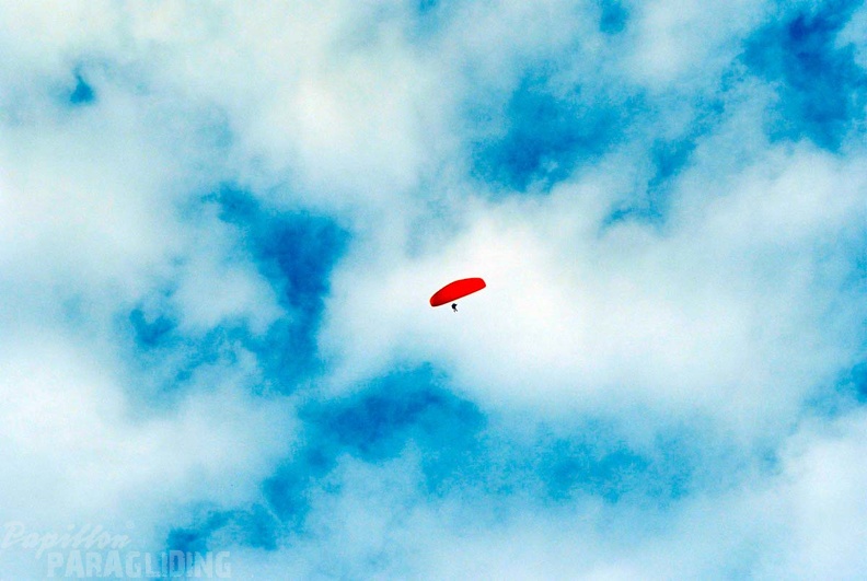Luesen Paragliding NG-1035