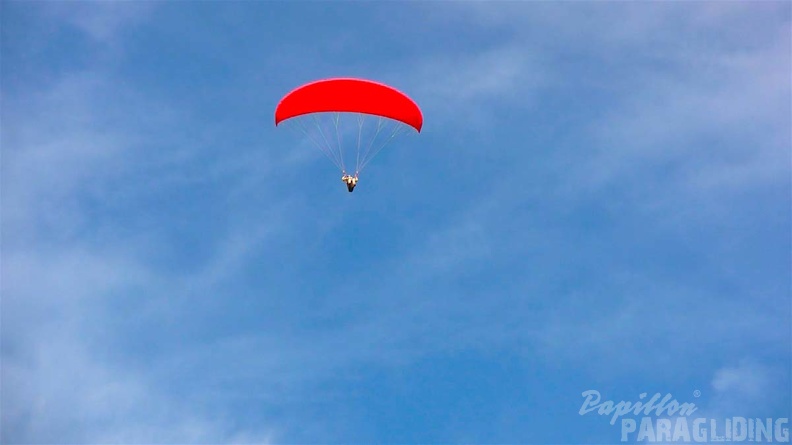 Luesen Paragliding NG-1071