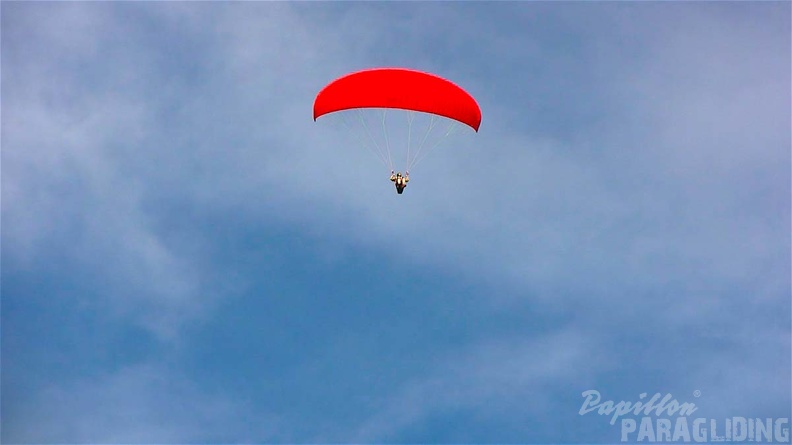 Luesen Paragliding NG-1073