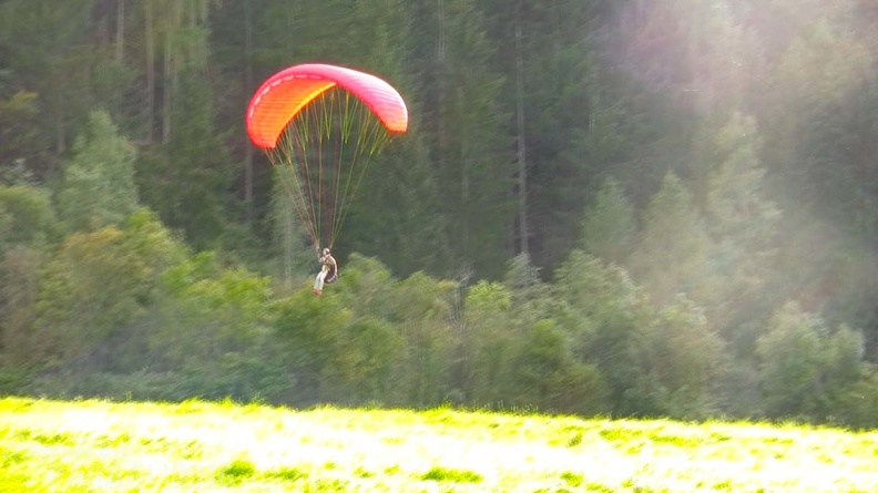 Luesen Paragliding NG-1107
