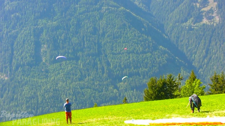 Luesen Paragliding NG-1136