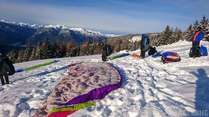 DH52.19 Luesen-Paragliding-Winter-120