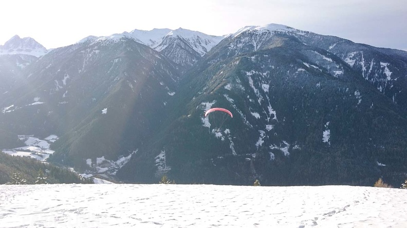 DH52.19_Luesen-Paragliding-Winter-142.jpg