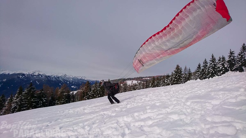 DH52.19 Luesen-Paragliding-Winter-171
