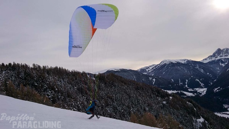 DH52.19_Luesen-Paragliding-Winter-180.jpg
